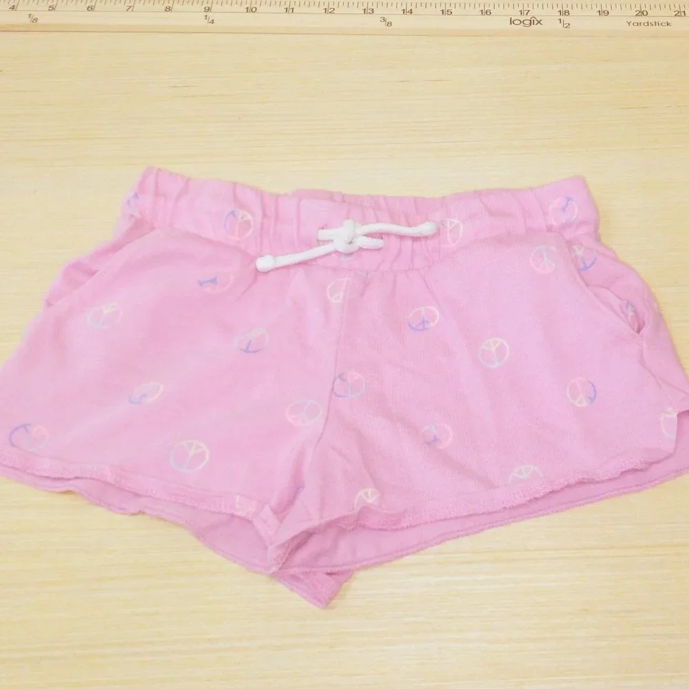 Old Navy Pink Cheer / Peace Sign Shorts in Girls size 6/7 Small